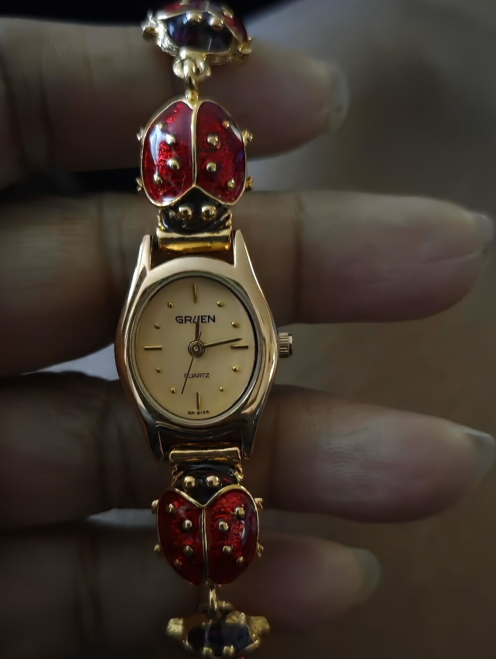 Gruen 208-902-105 Ladybug Bracelet Quartz Women's Watch Sz. 6 1/4.